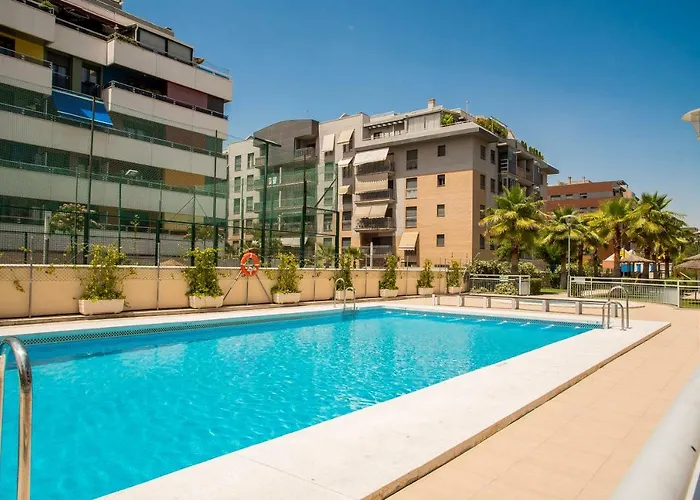 EnjoyGranada LUJO Piscina y Parking